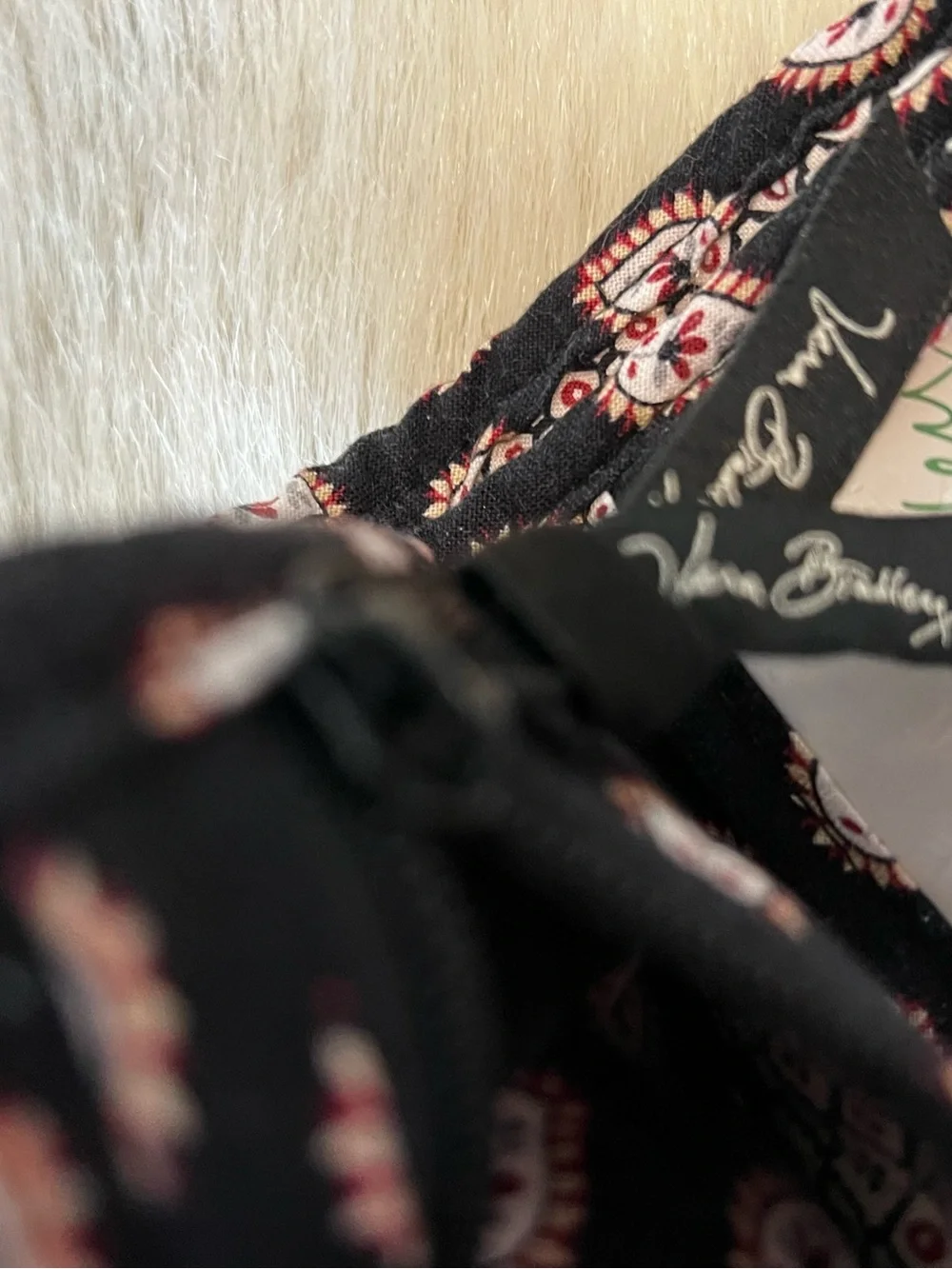 Vintage VERA BRADLEY Classic Black 2006 Retired Square Hook Loop Wallet Red - Picture 9 of 11